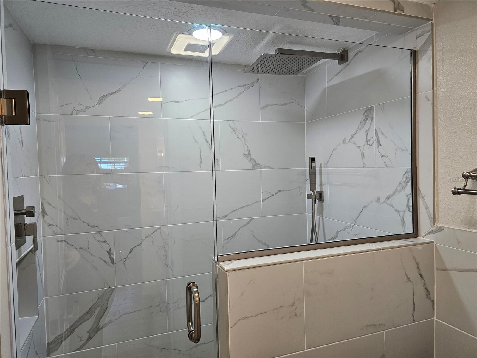 LEESBURG CHESTERBROOK 02 CONDO PH 01 - Residential