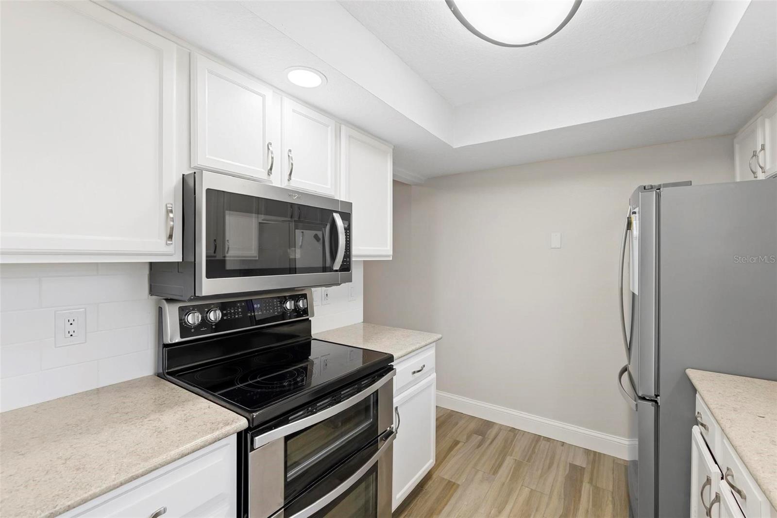 LEESBURG CHESTERBROOK 02 CONDO PH 01 - Residential