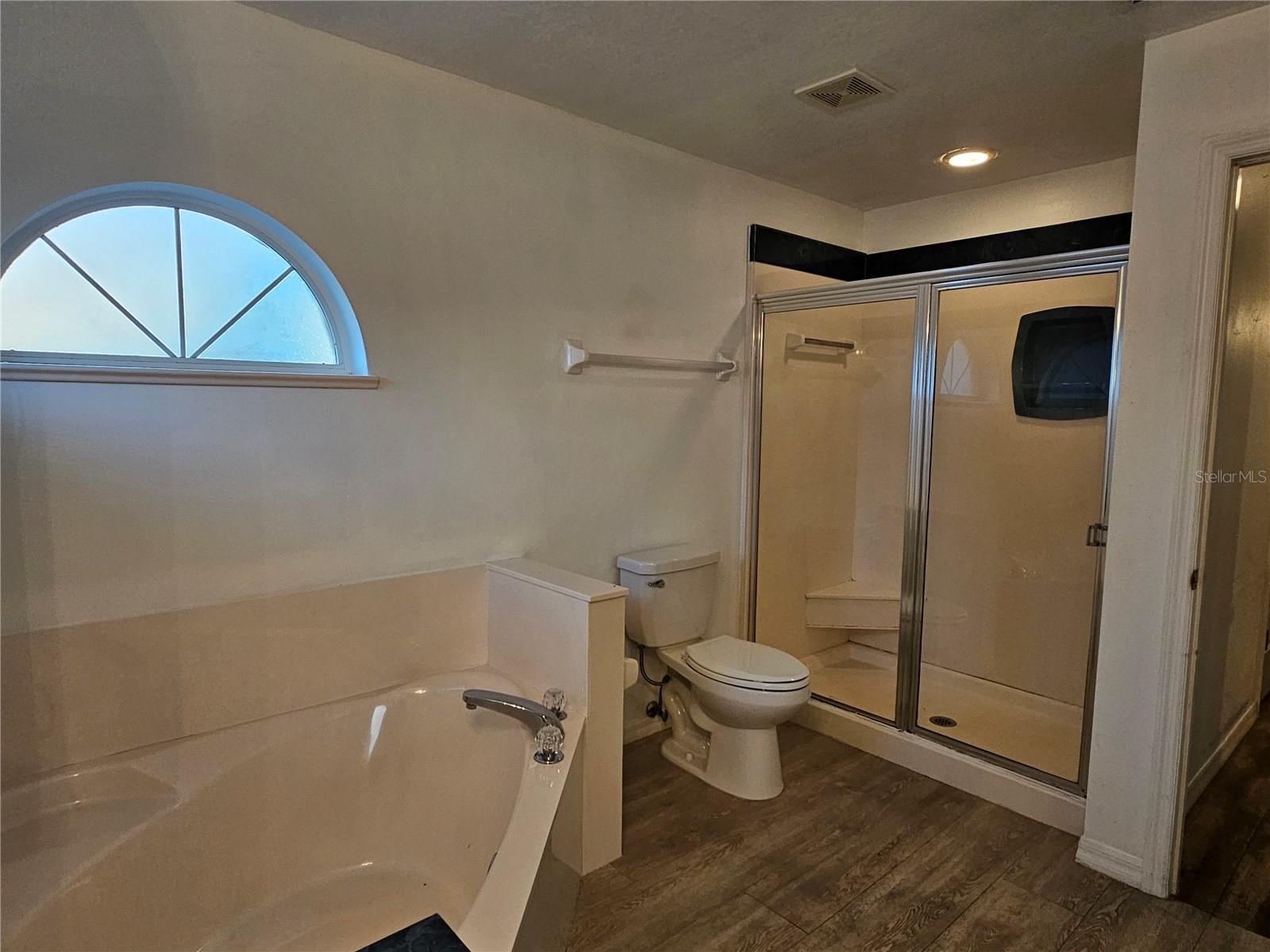 SILVER MDWS CENTRAL - Residential