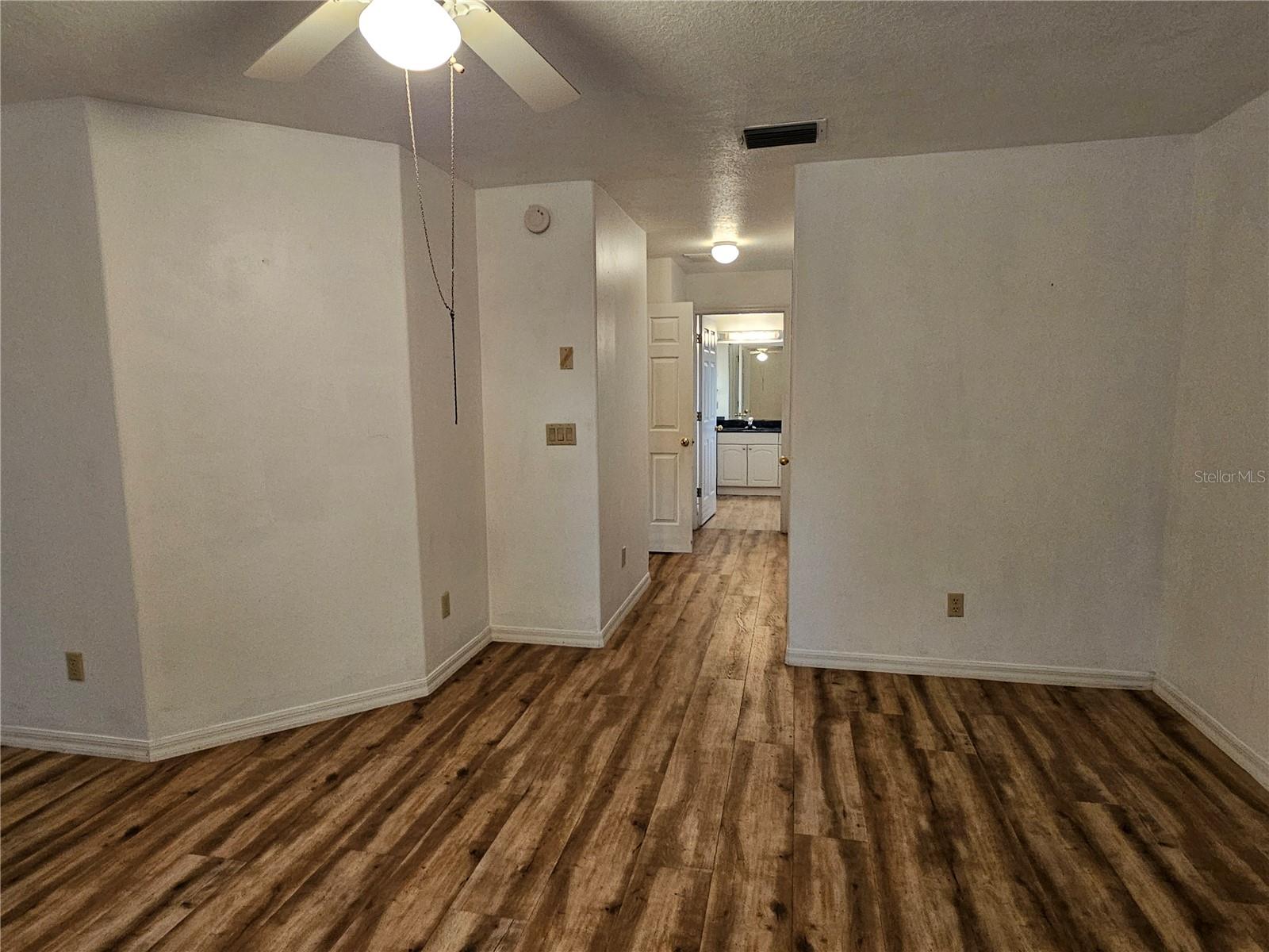 SILVER MDWS CENTRAL - Residential