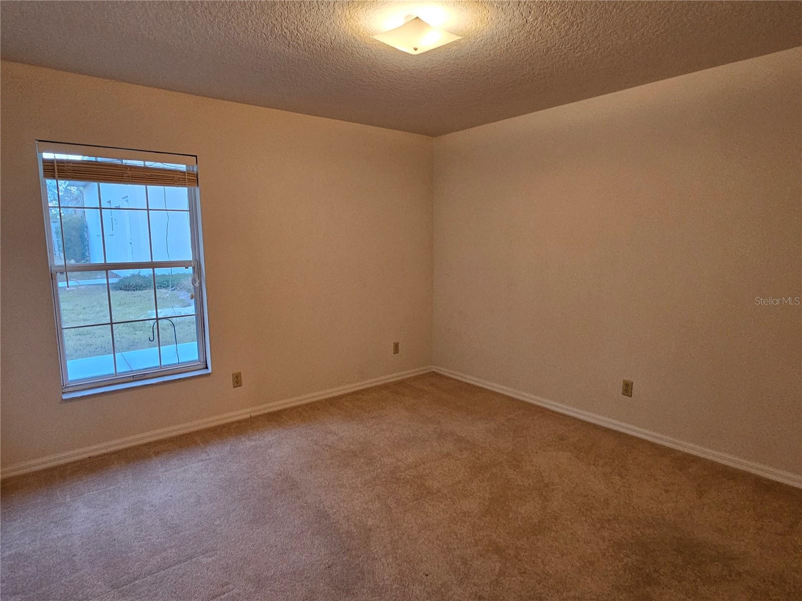 SILVER MDWS CENTRAL - Residential