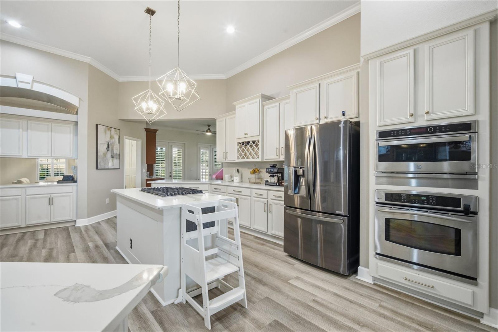 WELLINGTON MANOR PH 2 - Residential