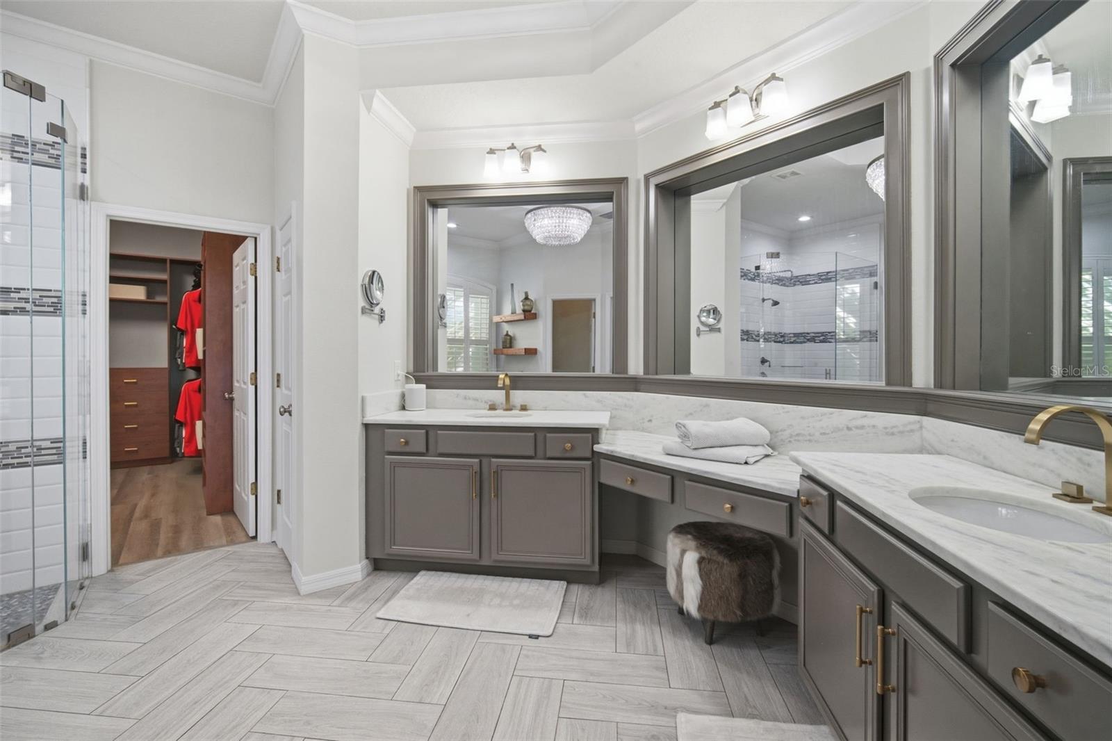 WELLINGTON MANOR PH 2 - Residential