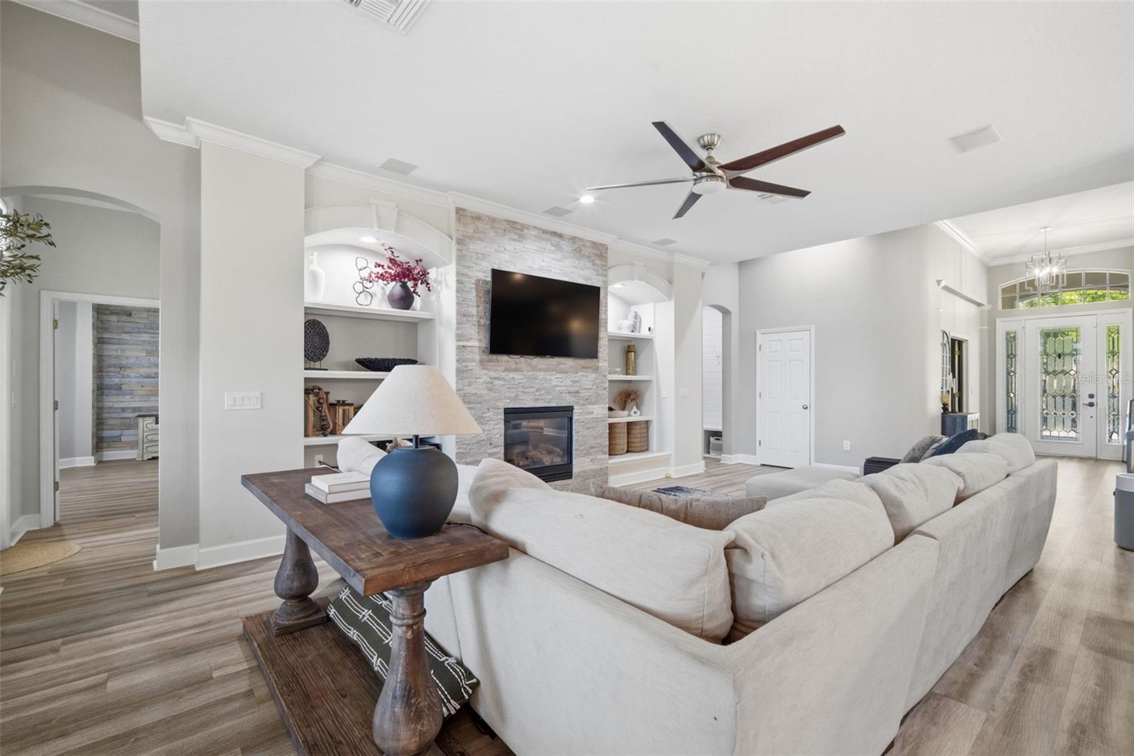 WELLINGTON MANOR PH 2 - Residential