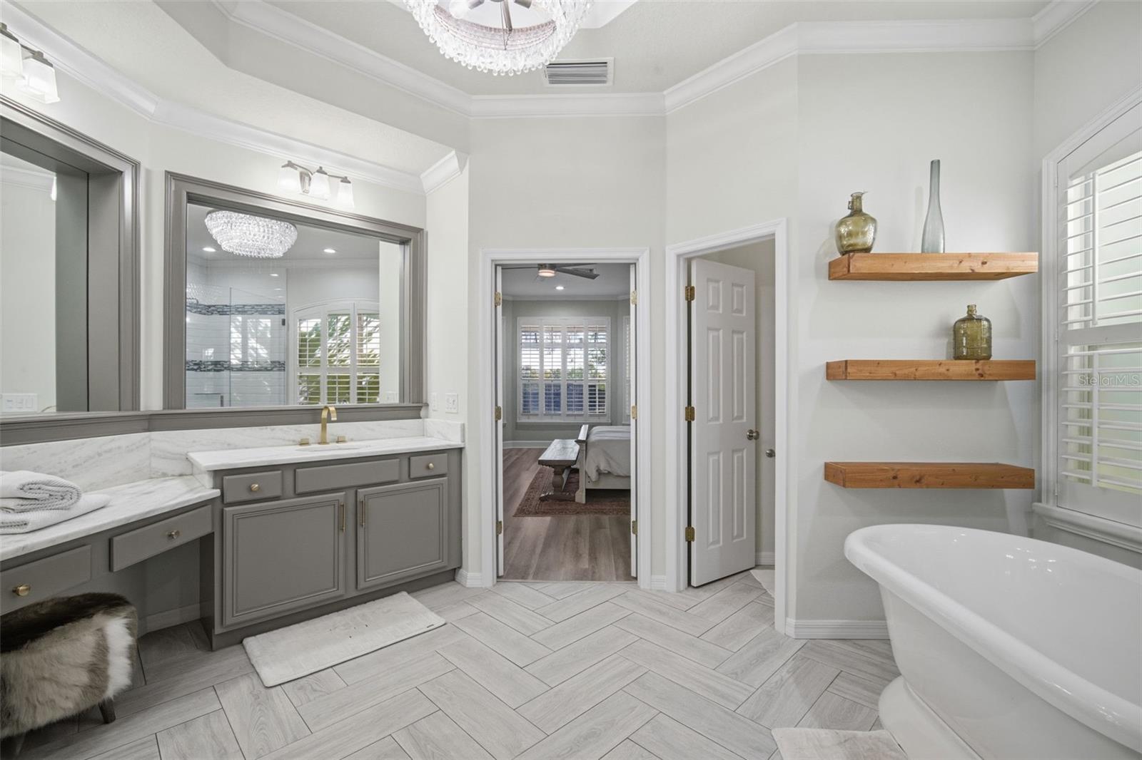 WELLINGTON MANOR PH 2 - Residential