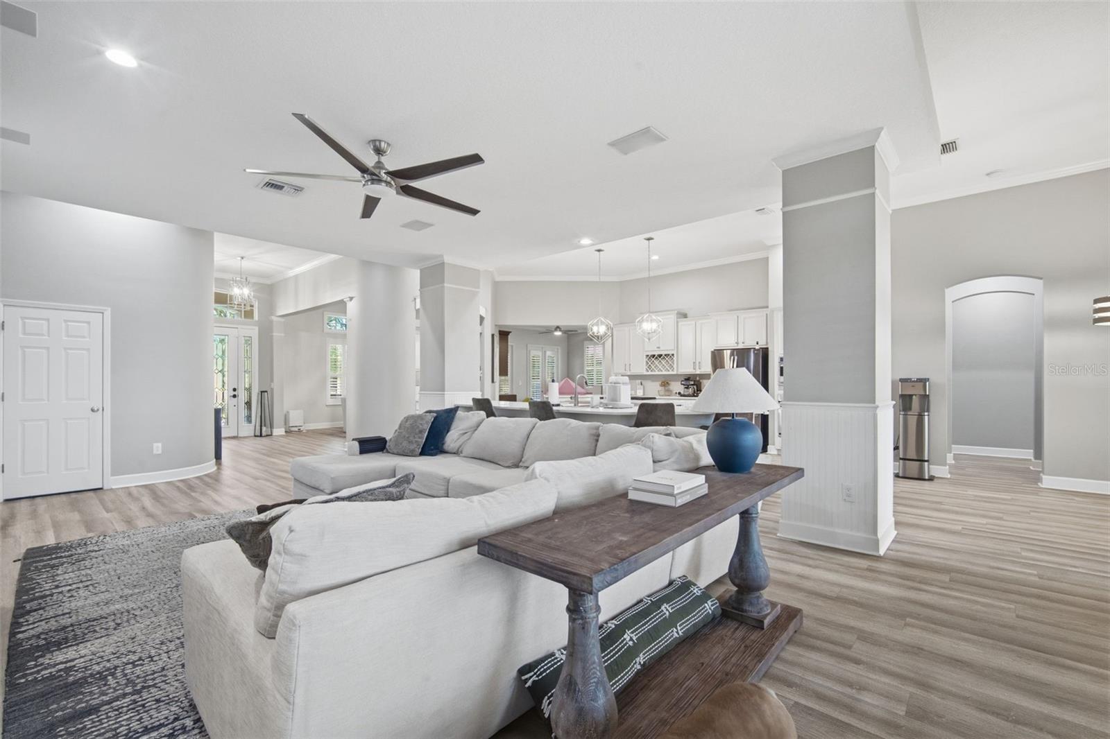 WELLINGTON MANOR PH 2 - Residential