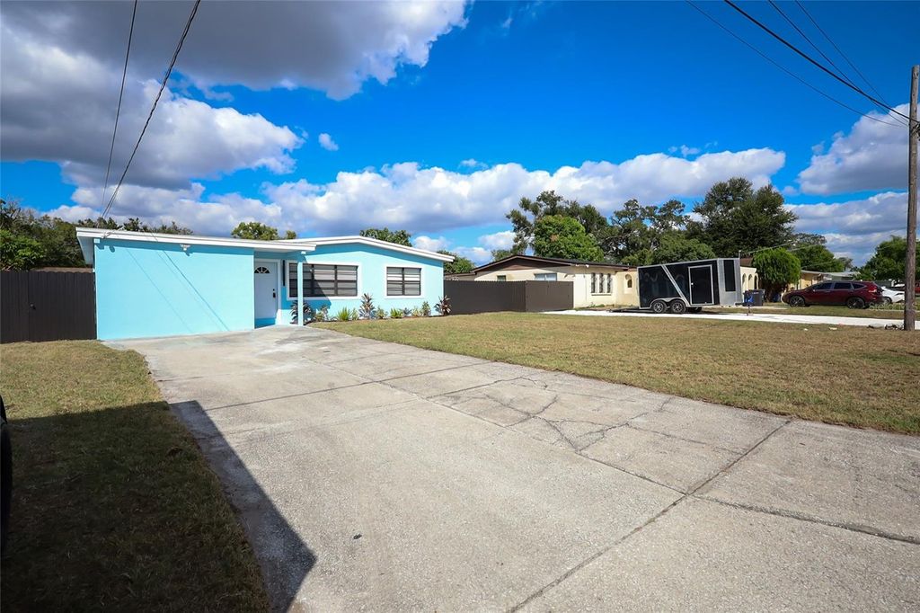 Photo of 2707 W Hamilton Avenue, Tampa, FL 33614 (MLS # TB8439279)