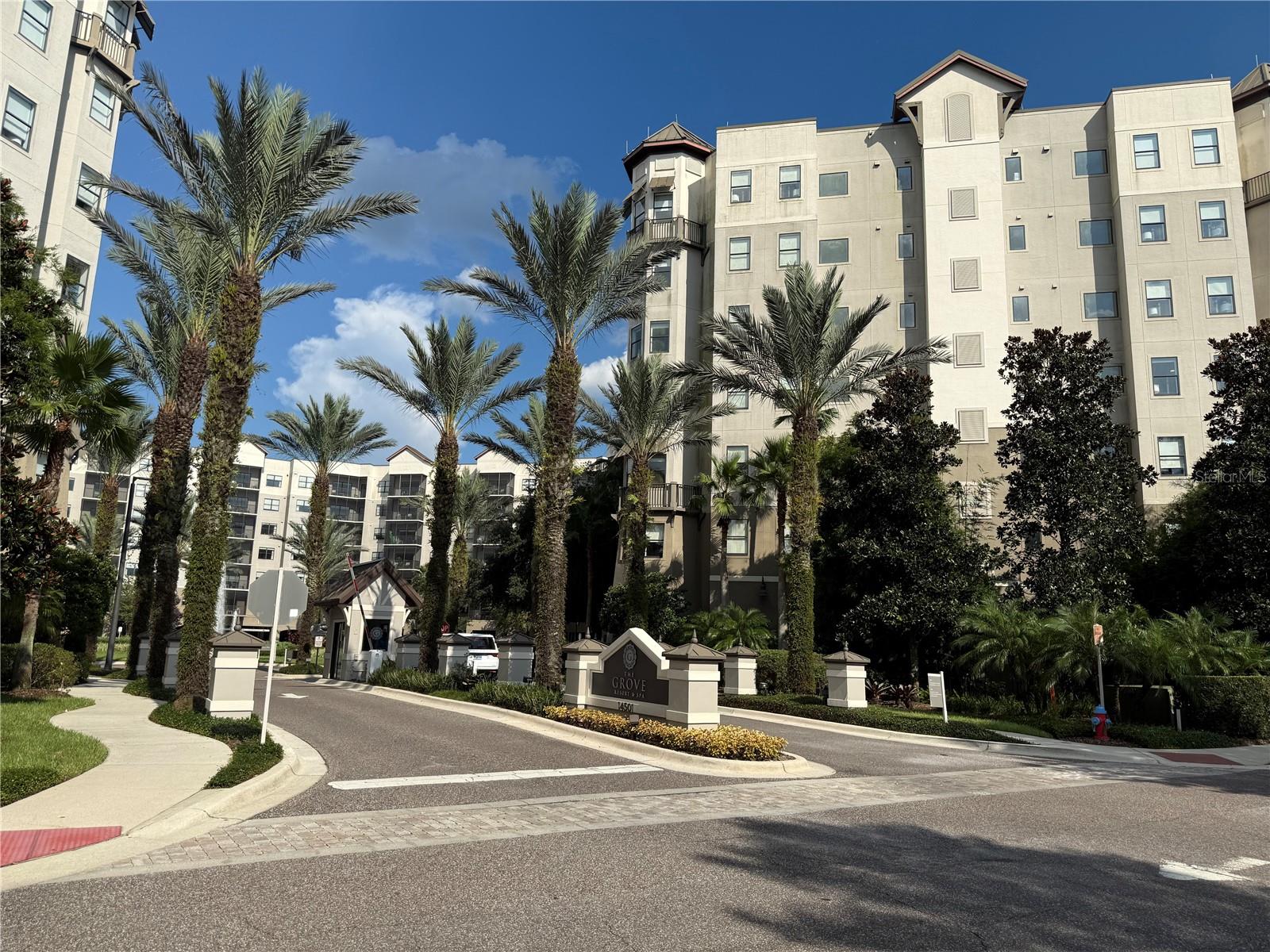14501 GROVE RESORT AVENUE 2703