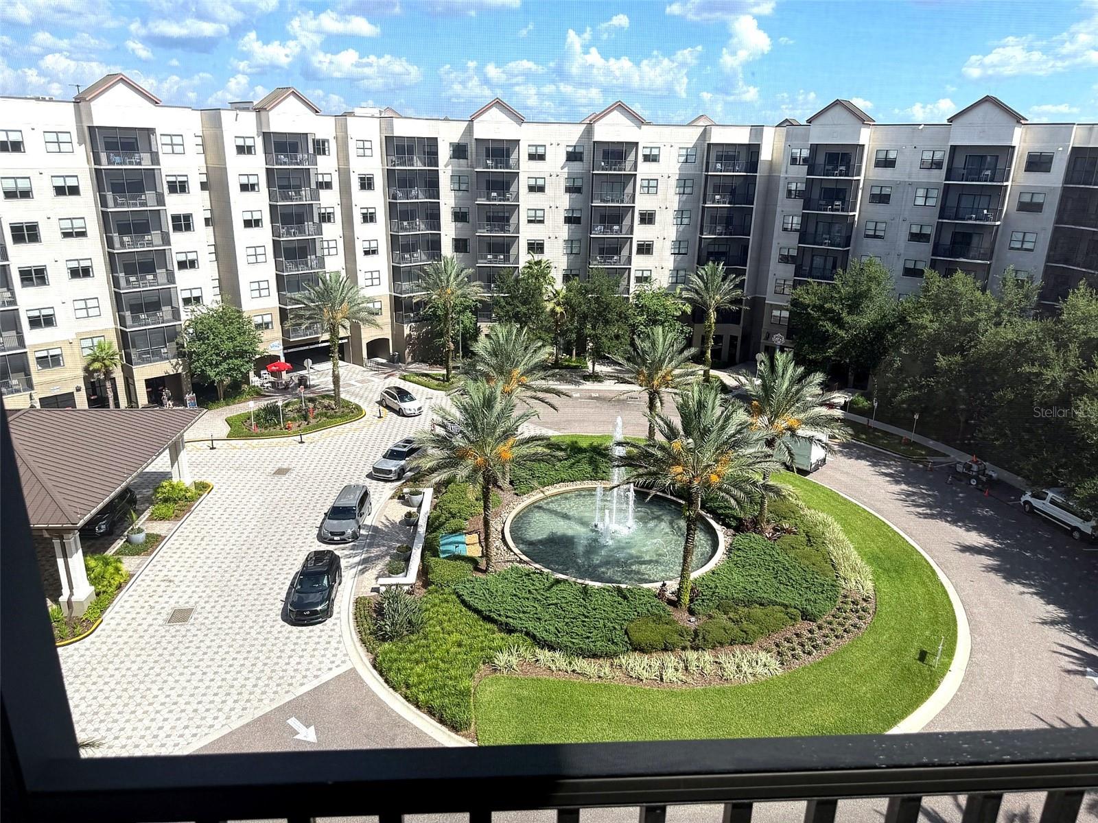14501 GROVE RESORT AVENUE 2703