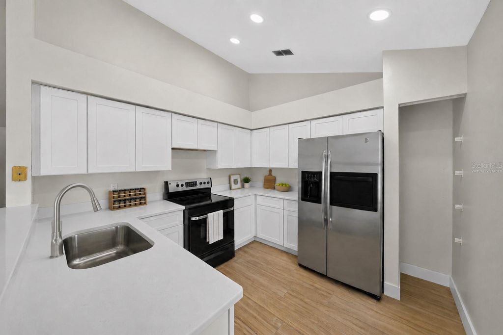 Photo of 2007 59th Circle S, St Petersburg, FL 33712 (MLS # TB8521619)