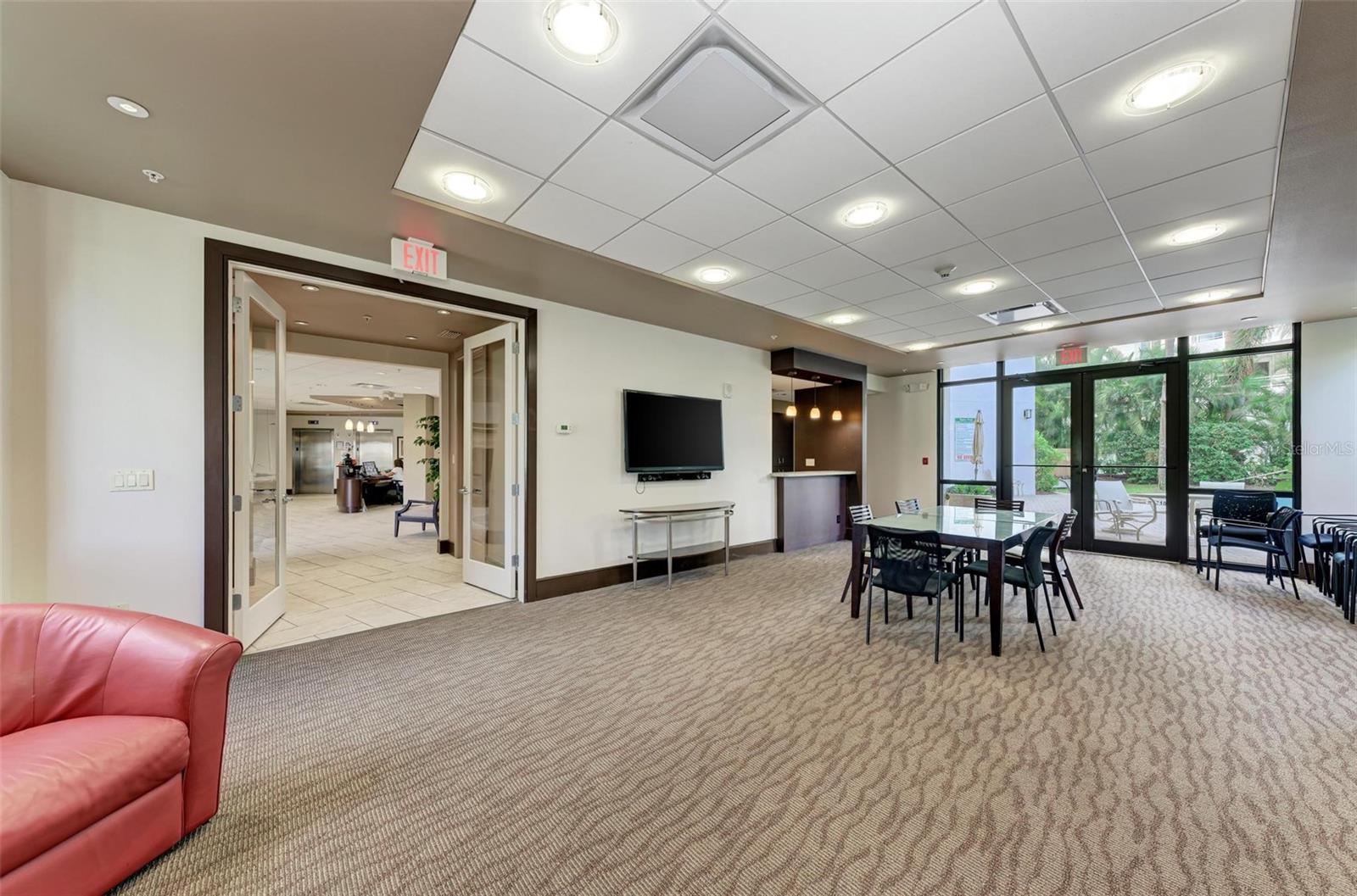 REGENCY HOUSE - Residential Lease
