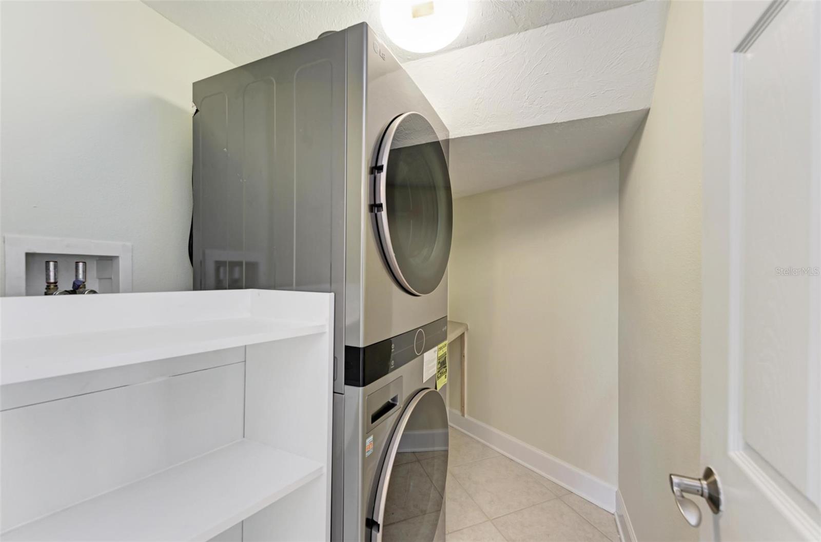 REGENCY HOUSE - Residential Lease