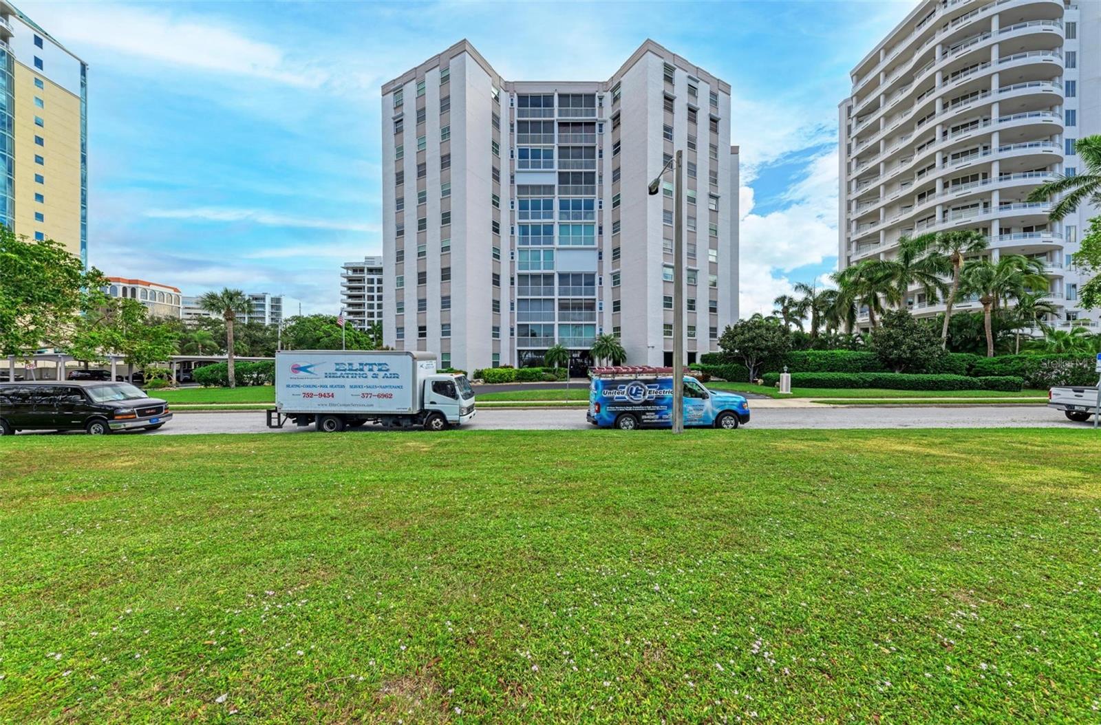 REGENCY HOUSE - Residential Lease