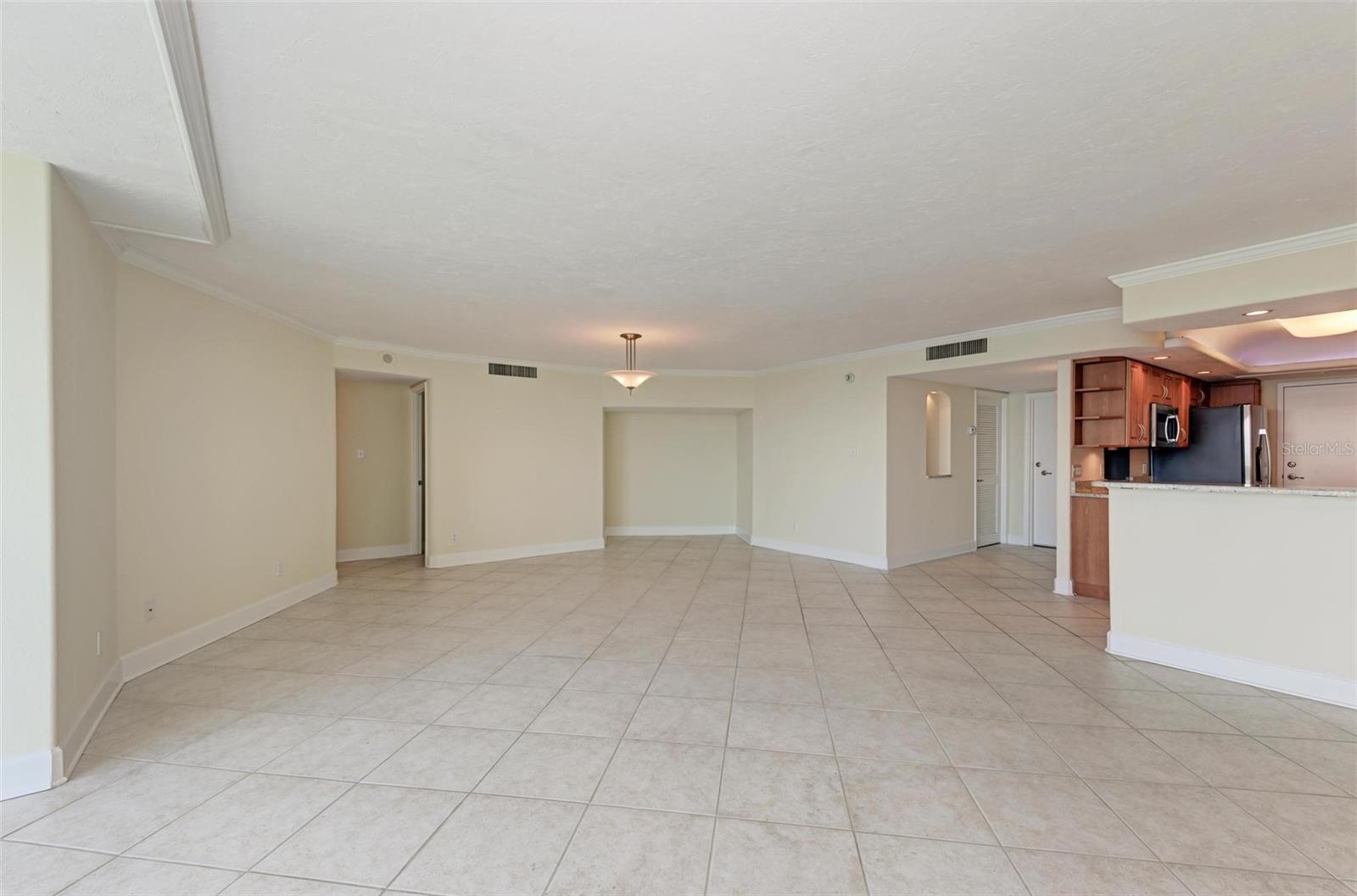 REGENCY HOUSE - Residential Lease