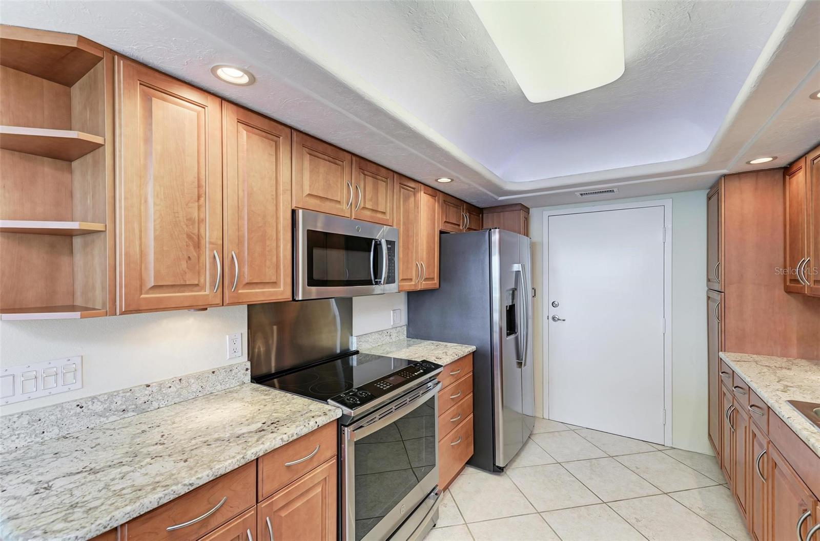 REGENCY HOUSE - Residential Lease