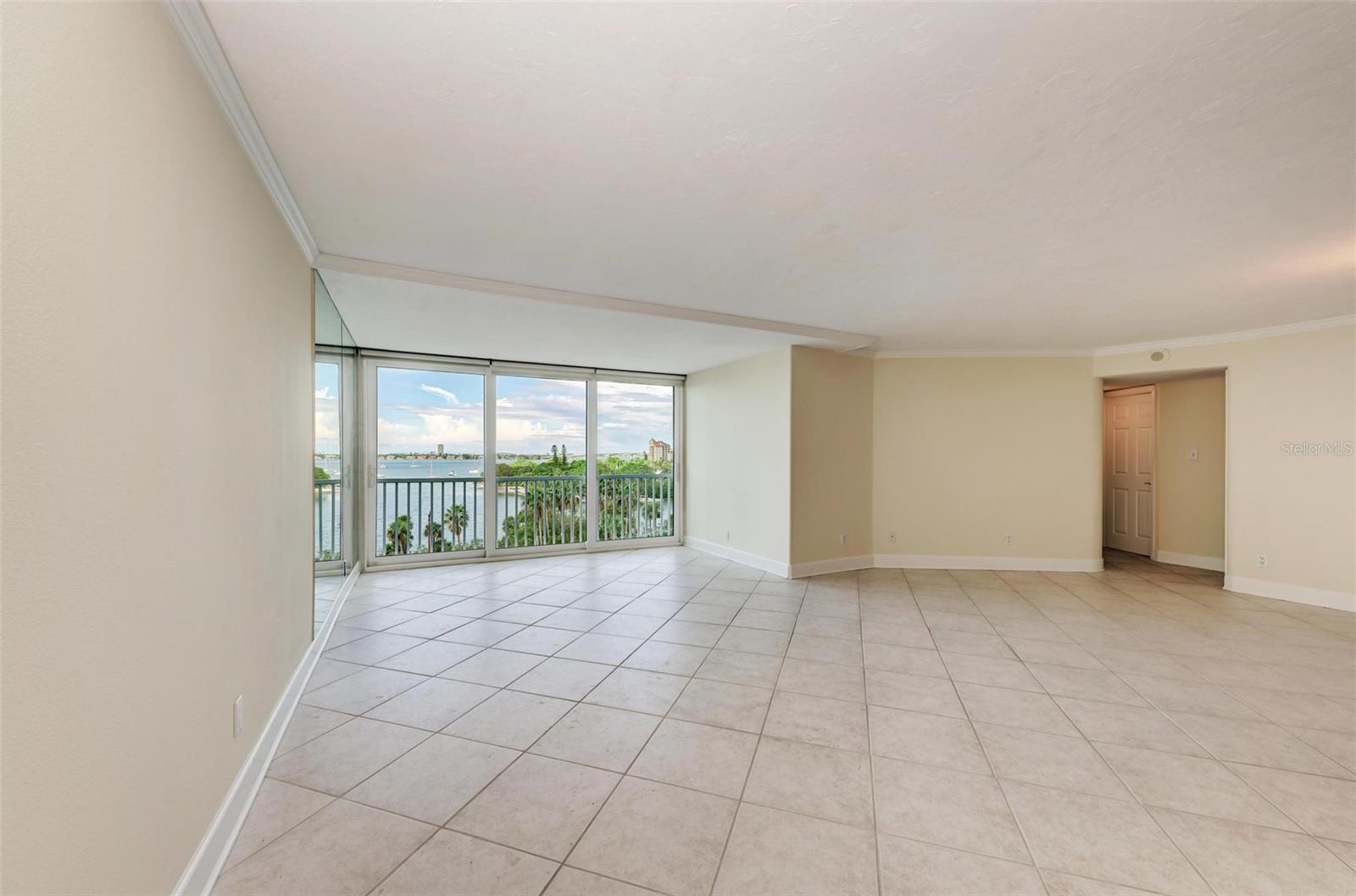 REGENCY HOUSE - Residential Lease