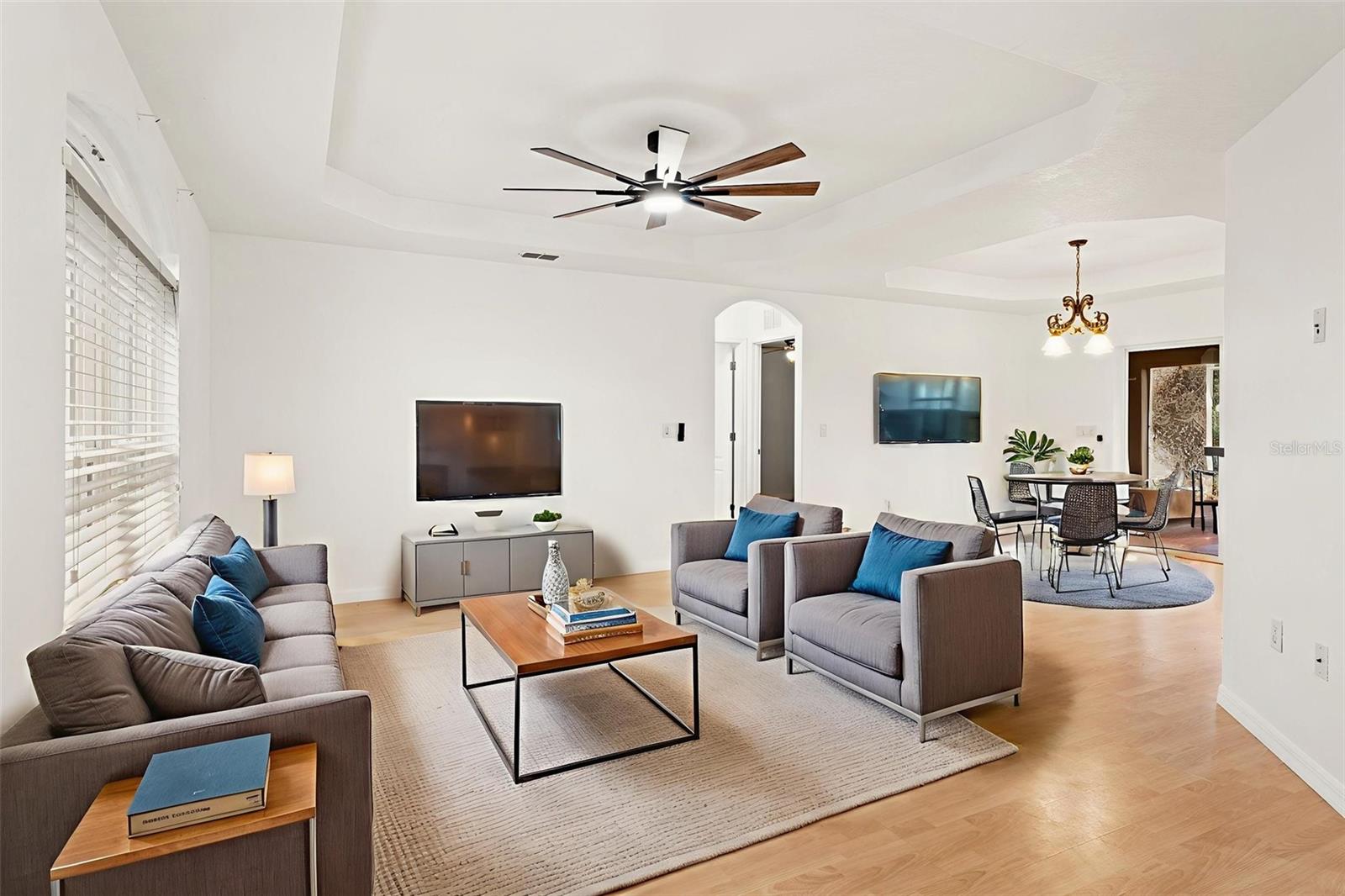 SPRING HILL - Residential