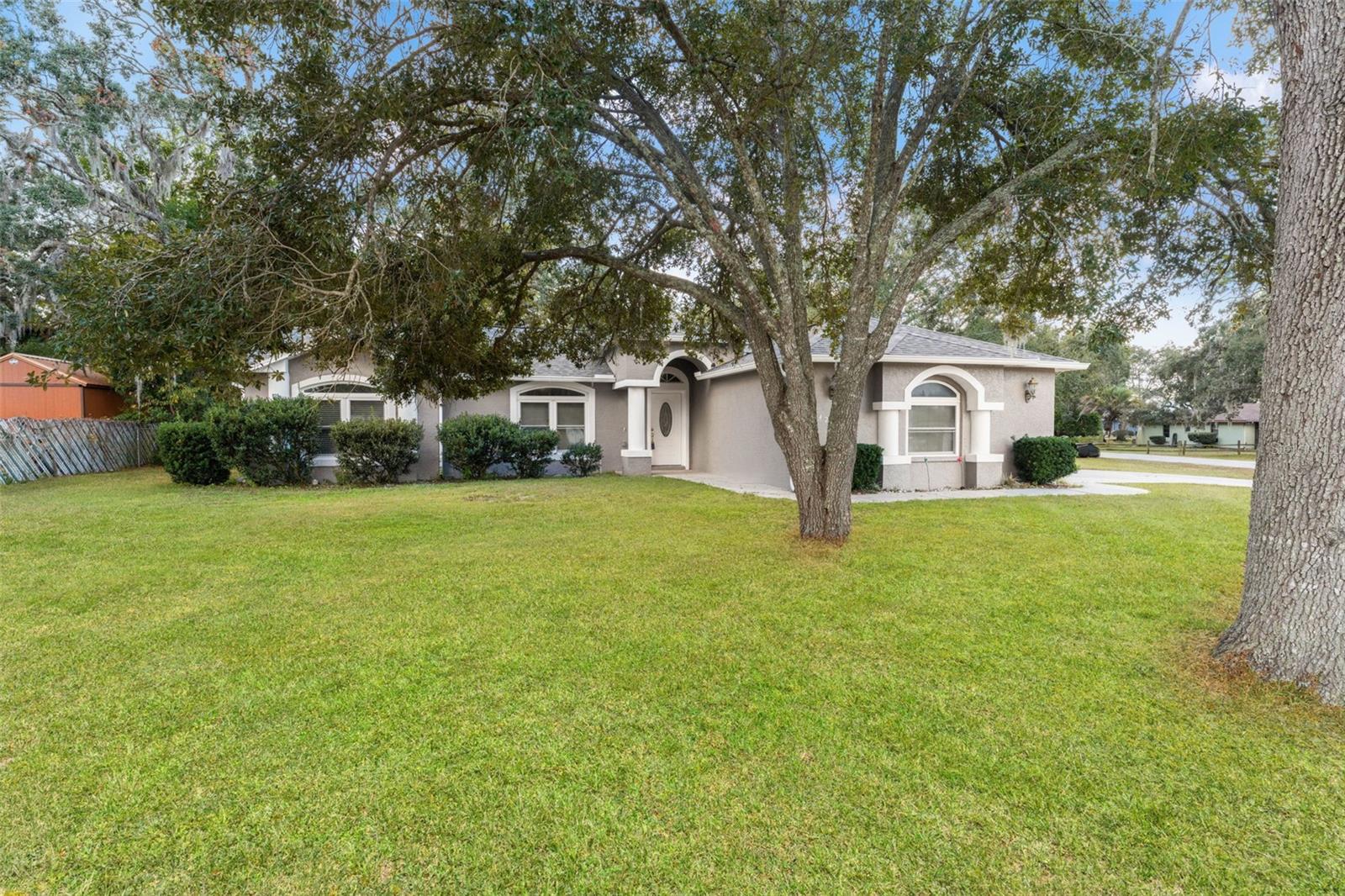 SPRING HILL - Residential