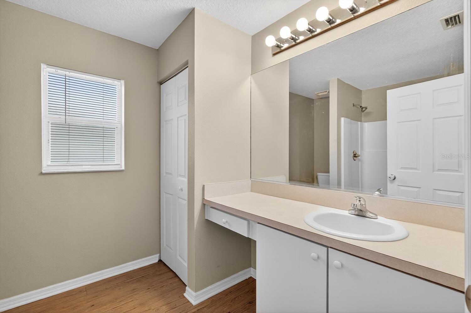 PINE GROVE - Residential