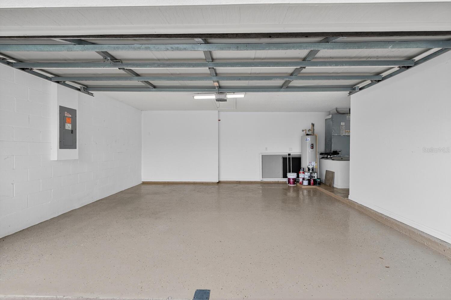 PINE GROVE - Residential