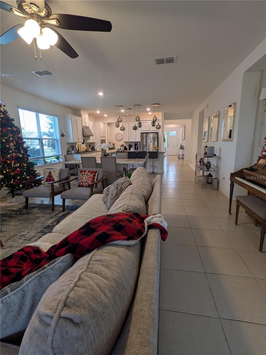 LAKESIDE PH 2 - Residential Lease