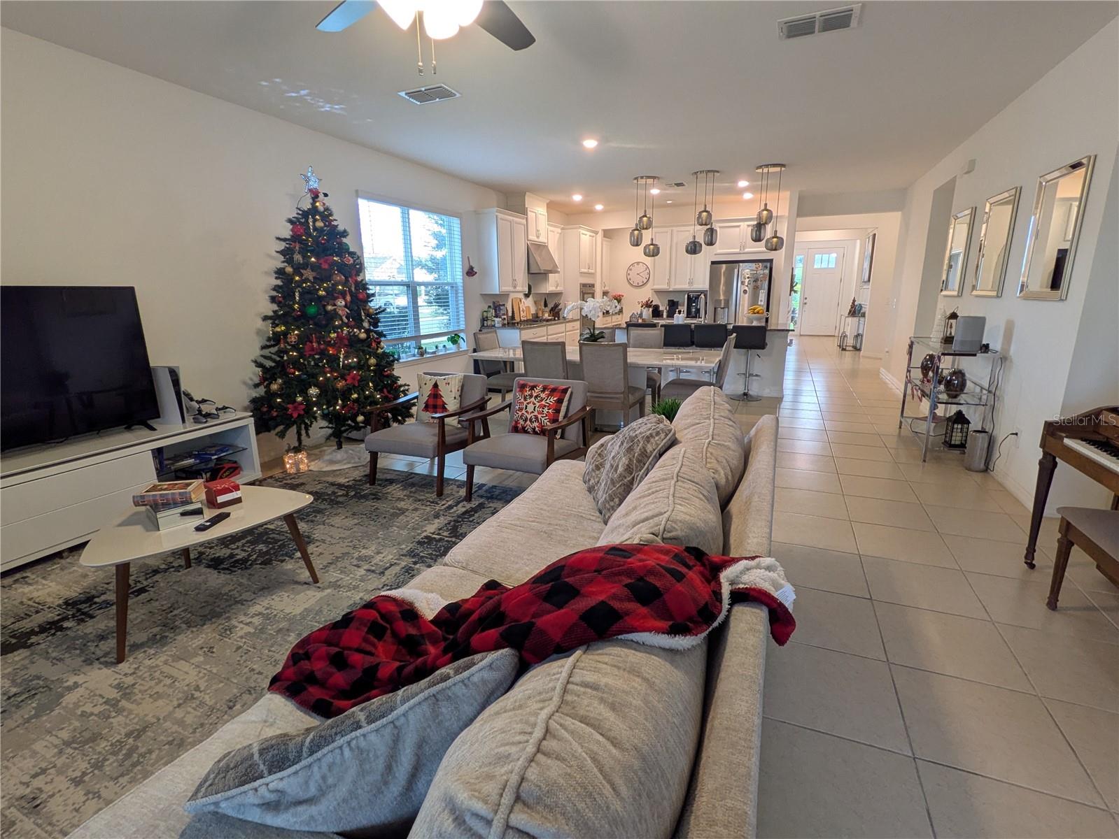 LAKESIDE PH 2 - Residential Lease