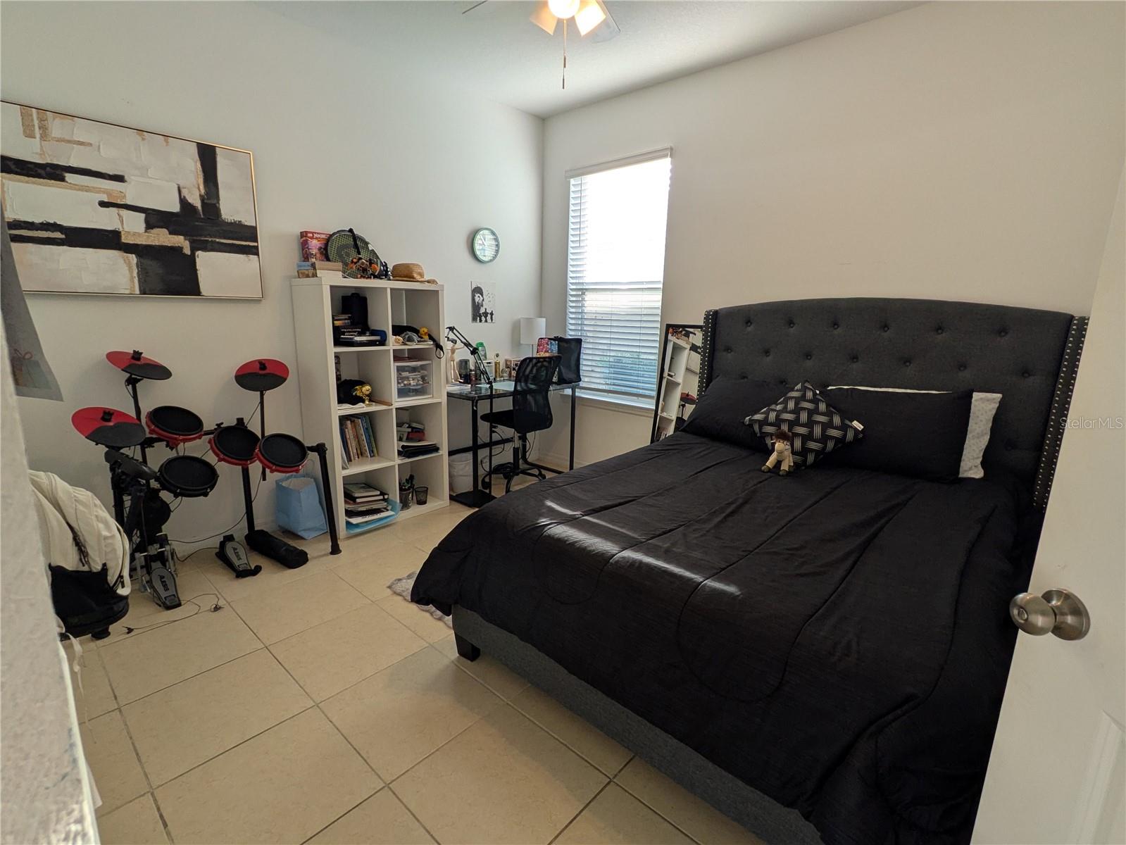 LAKESIDE PH 2 - Residential Lease