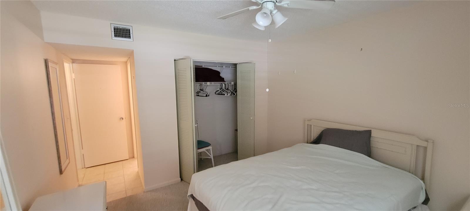 EDGEWATER CONDO APTS - Residential Lease