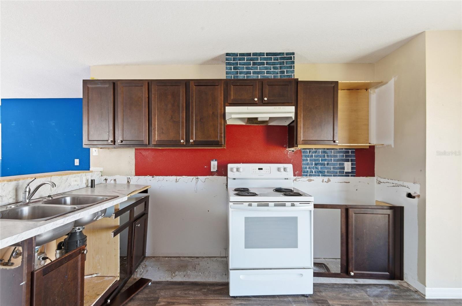 BAYOU PASS VILLAGE PH FOUR - Residential