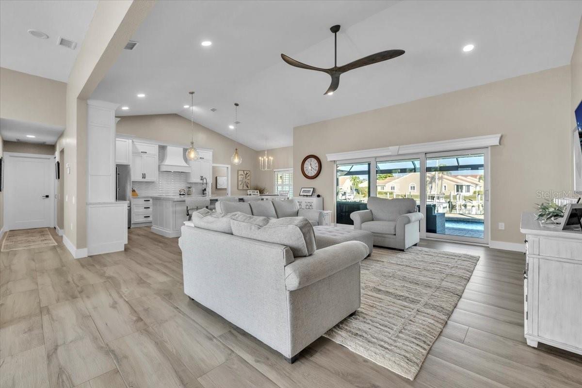 PUNTA GORDA ISLES SEC 6 - Residential