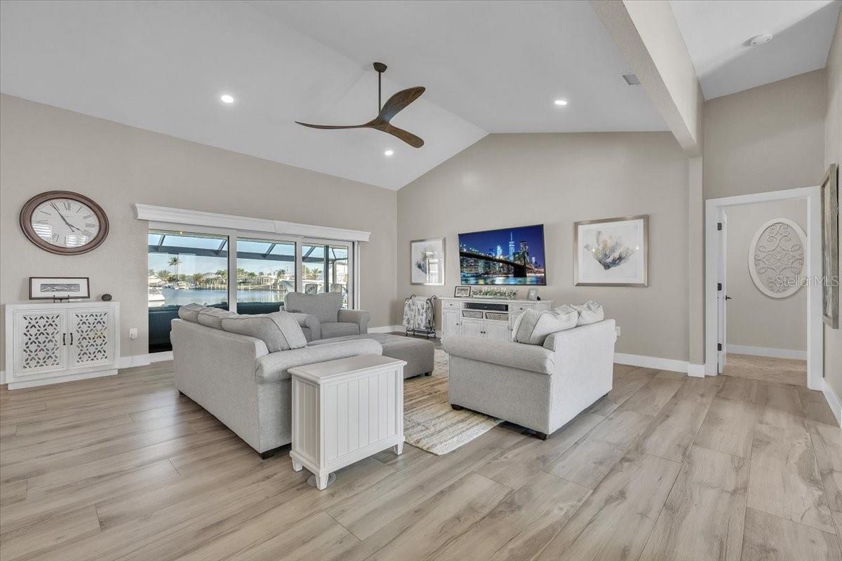 PUNTA GORDA ISLES SEC 6 - Residential