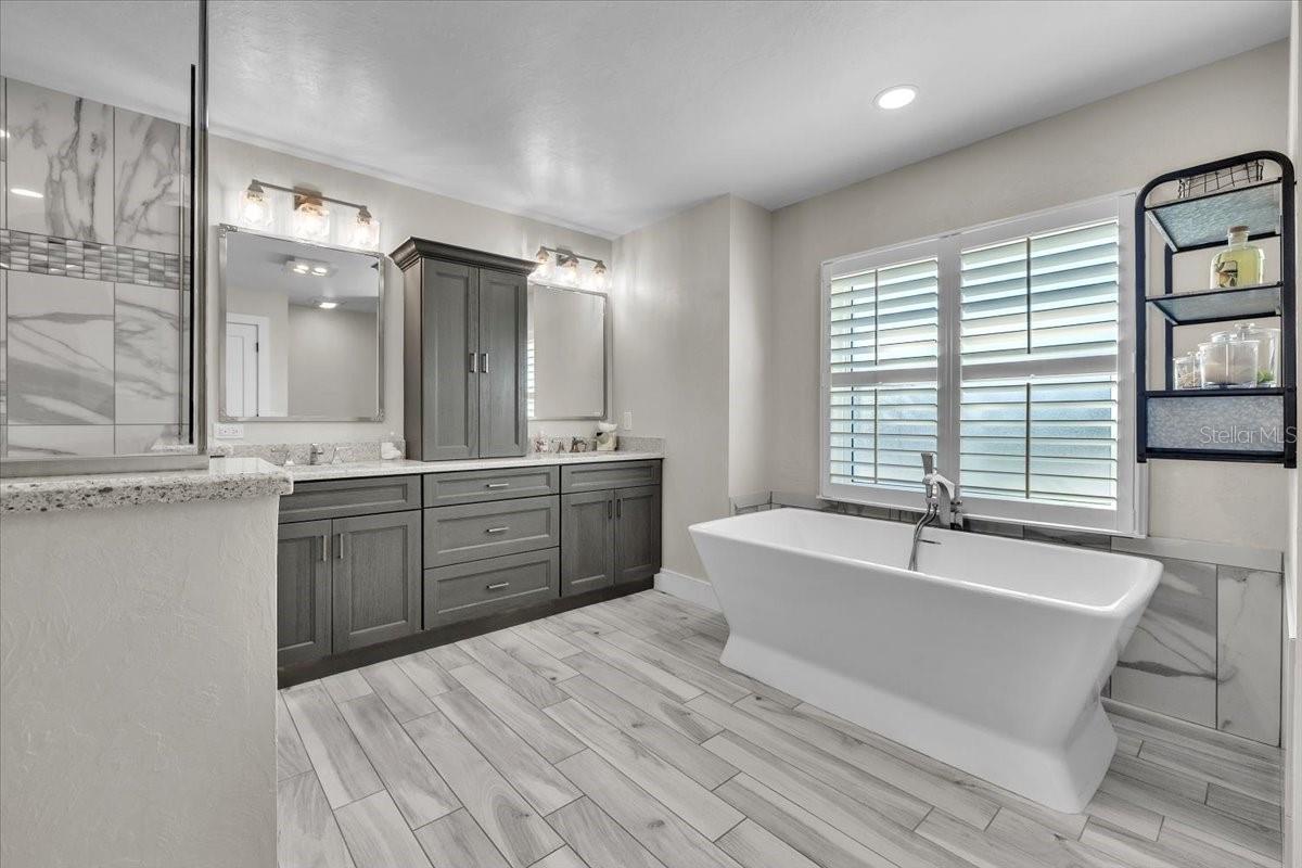 PUNTA GORDA ISLES SEC 6 - Residential