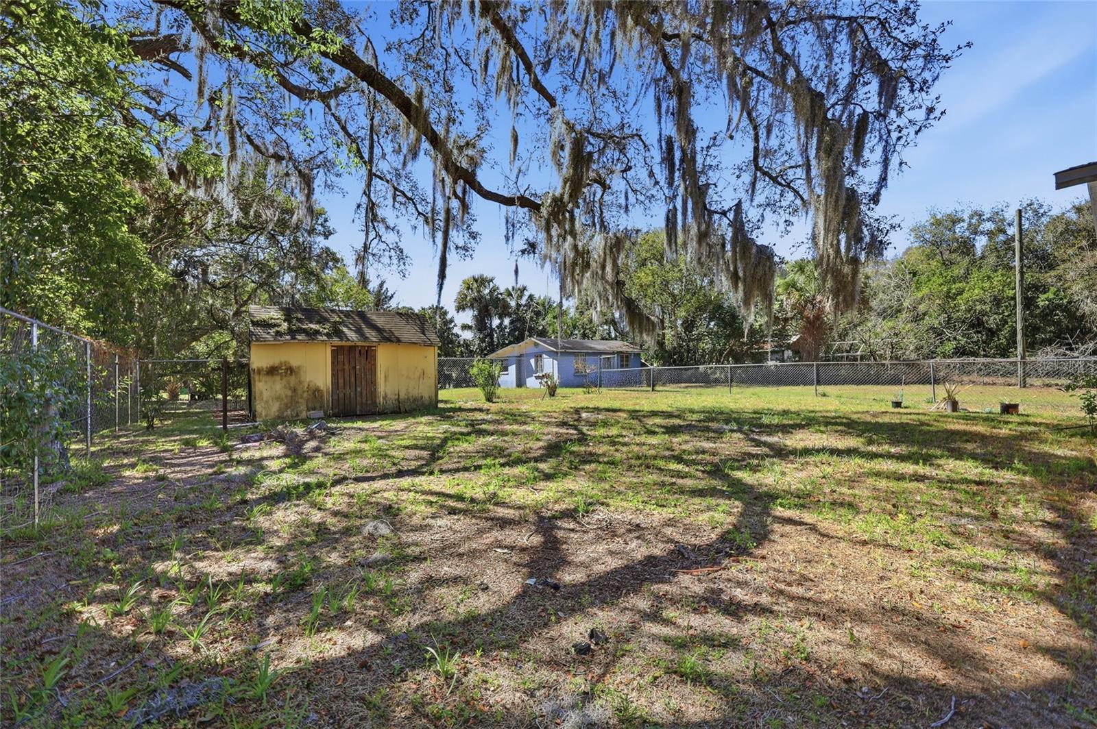 ACREAGE - Residential