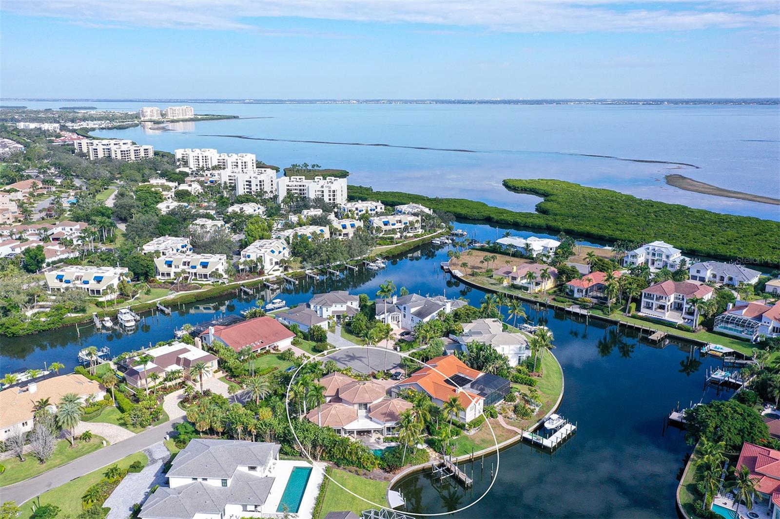 BAY ISLES - Residential