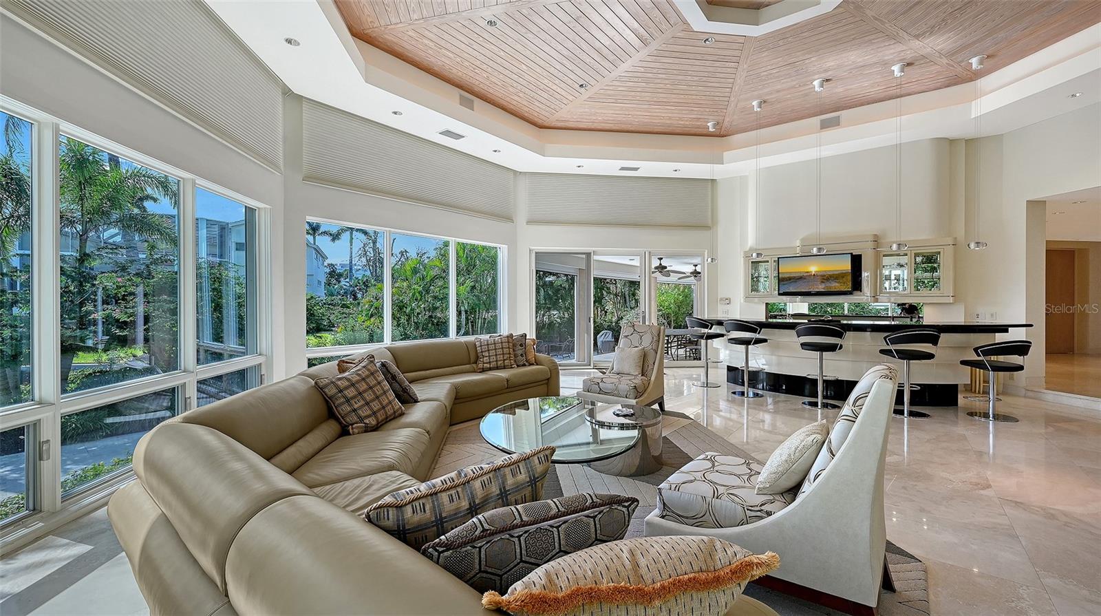 BAY ISLES - Residential