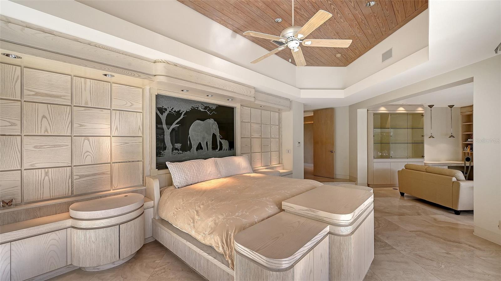 BAY ISLES - Residential