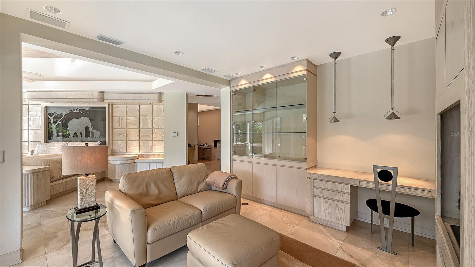 BAY ISLES - Residential