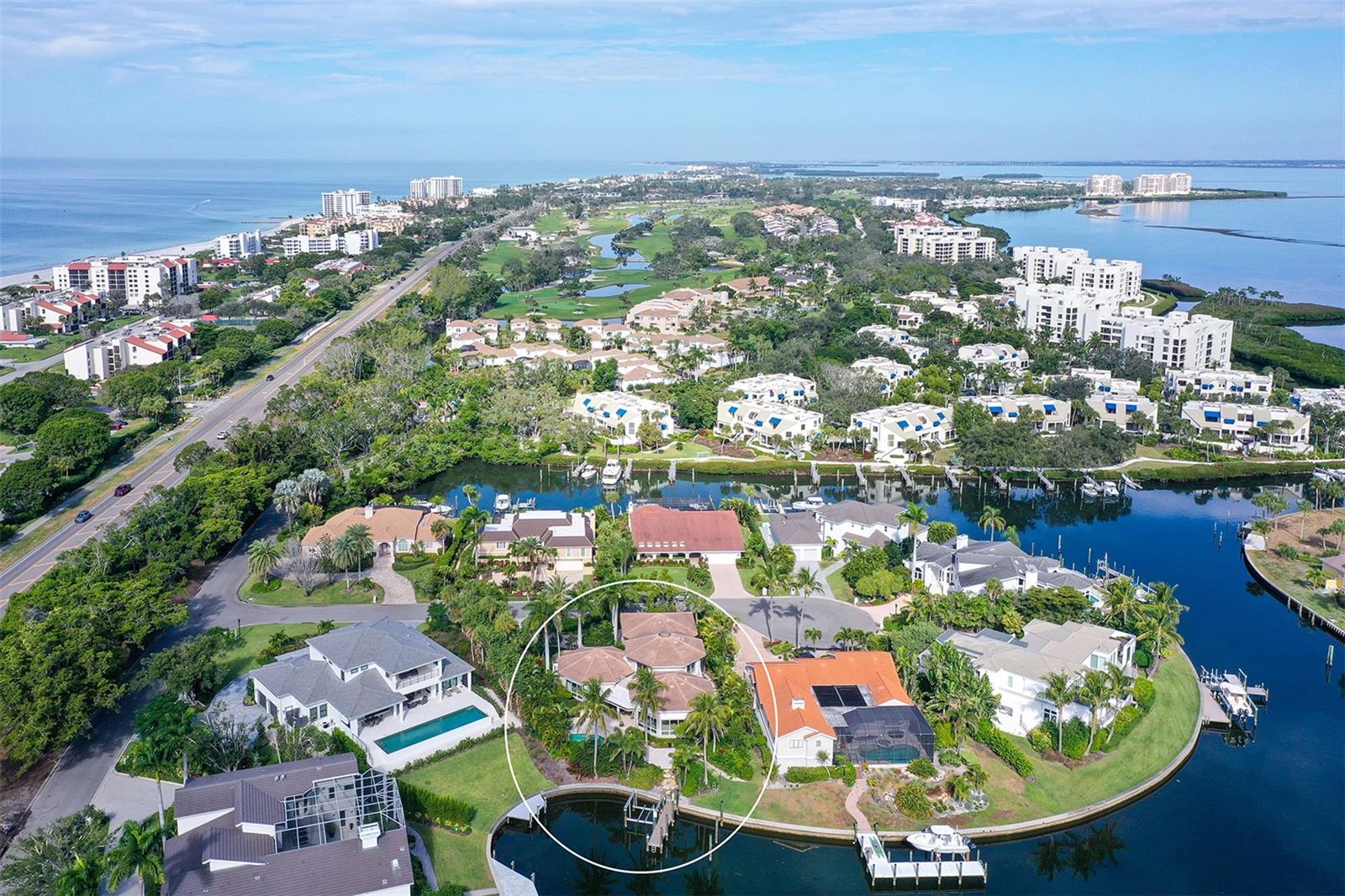 BAY ISLES - Residential