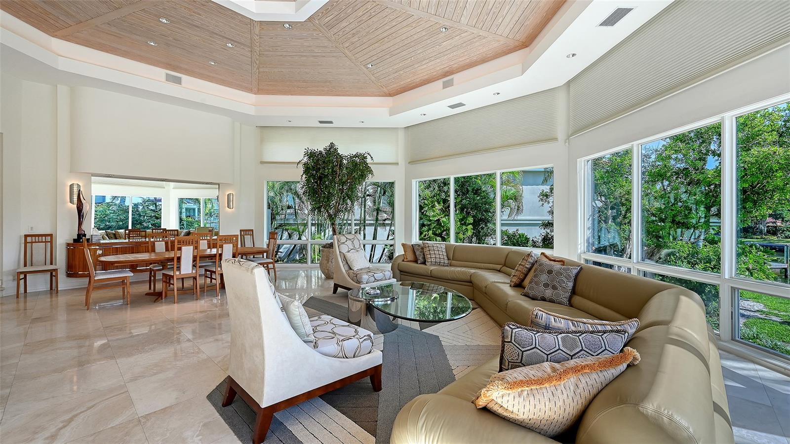 BAY ISLES - Residential