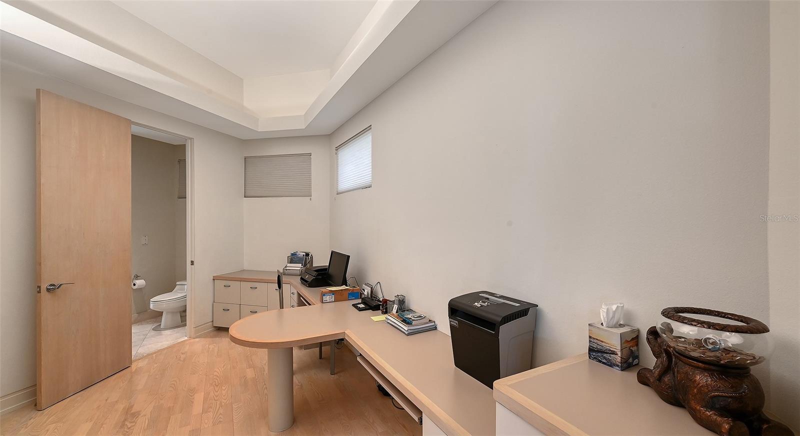 BAY ISLES - Residential