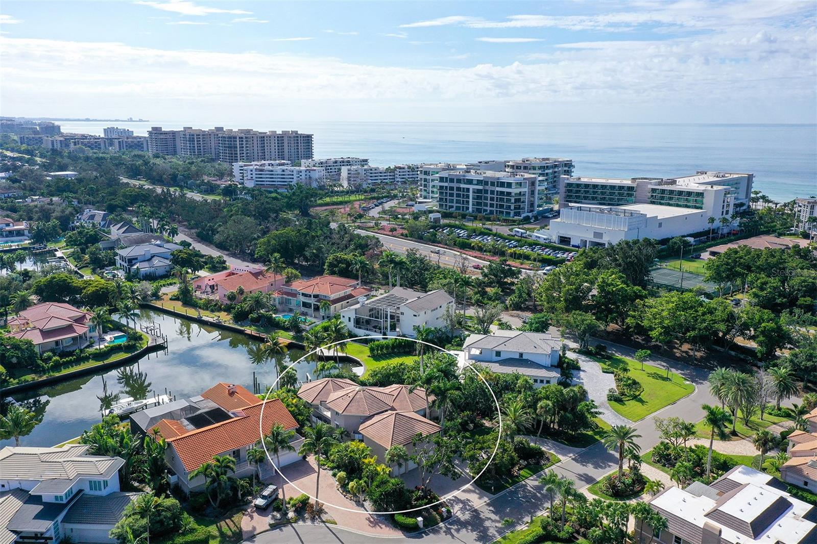 BAY ISLES - Residential