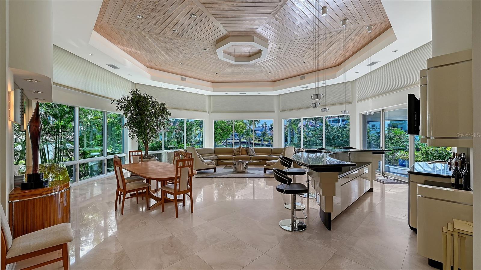 BAY ISLES - Residential