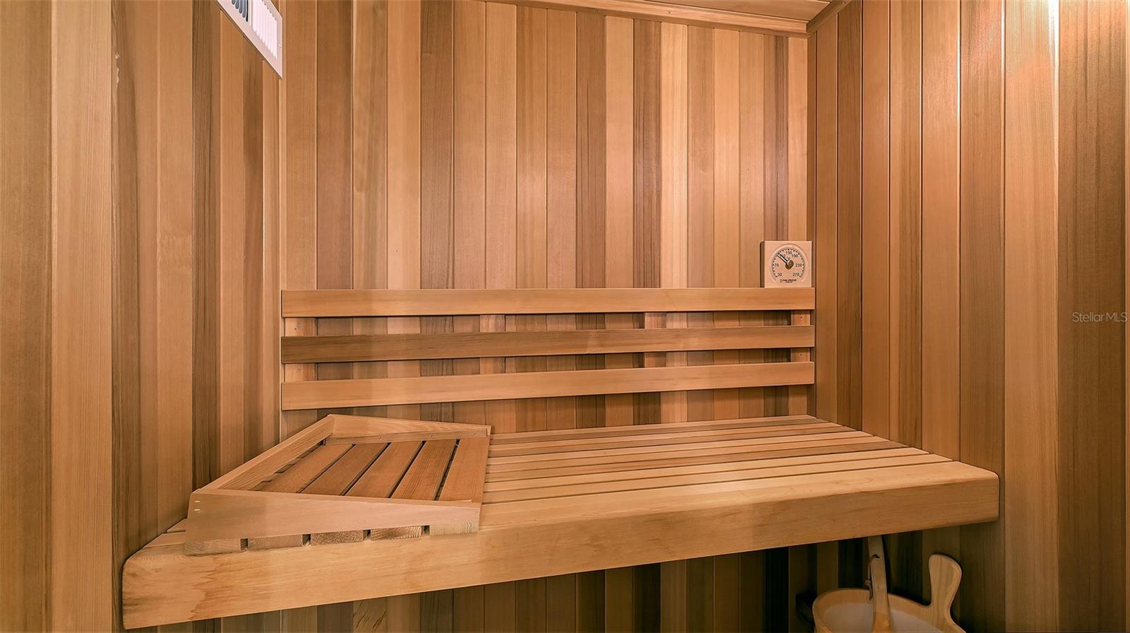 BAY ISLES - Residential