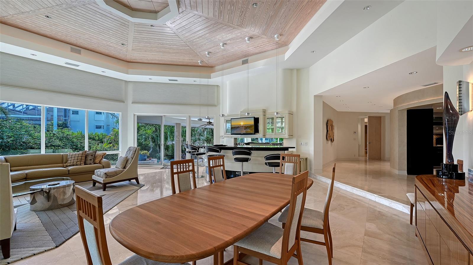 BAY ISLES - Residential