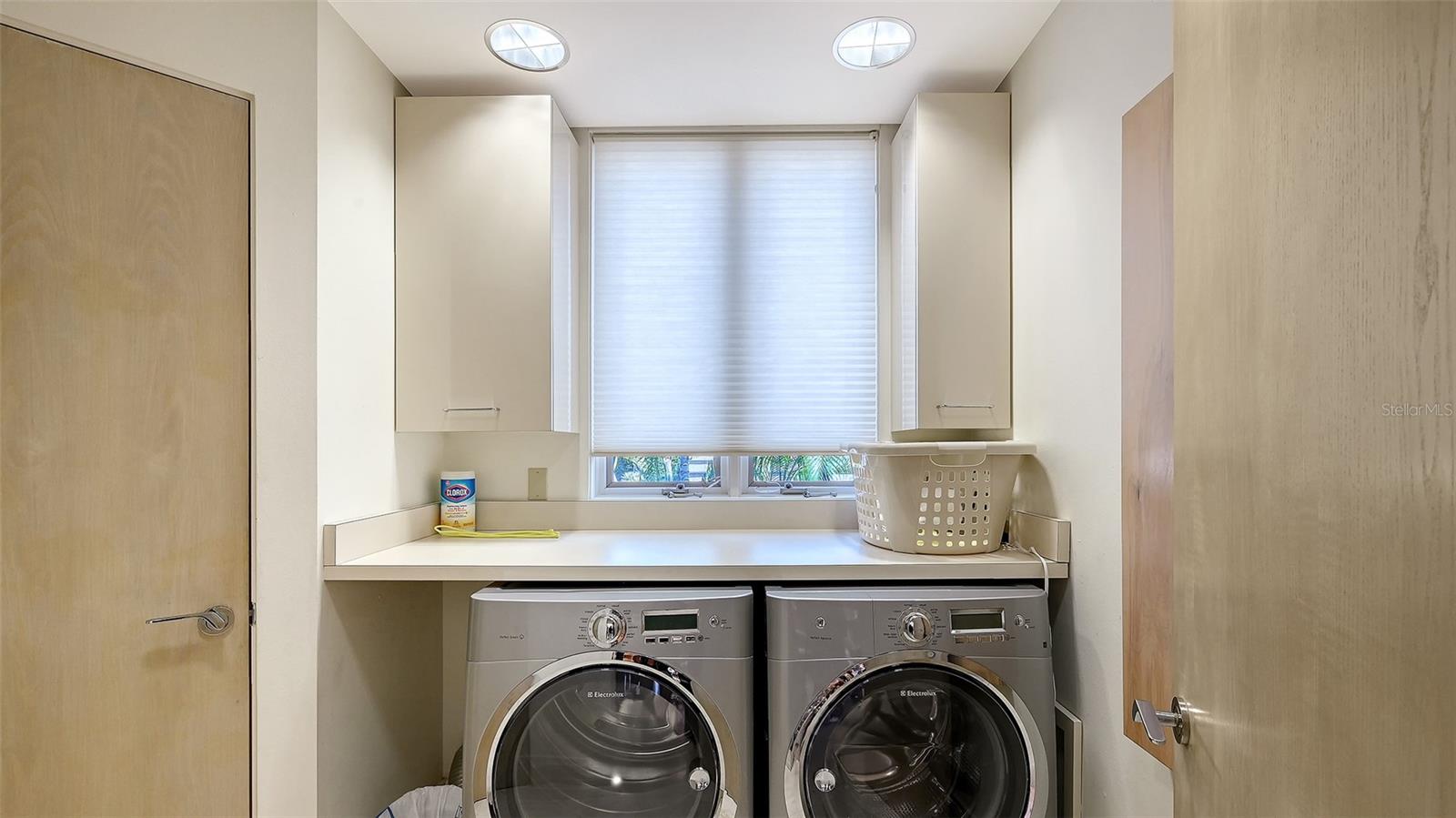 BAY ISLES - Residential