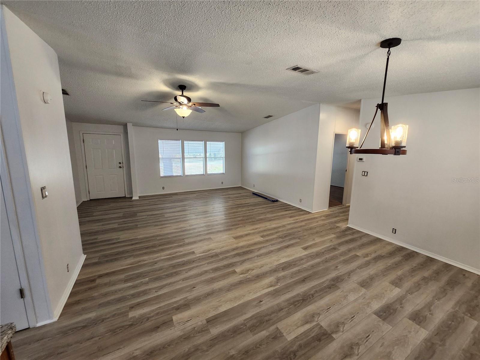 MONTVERDE LAKESIDE DIV - Residential