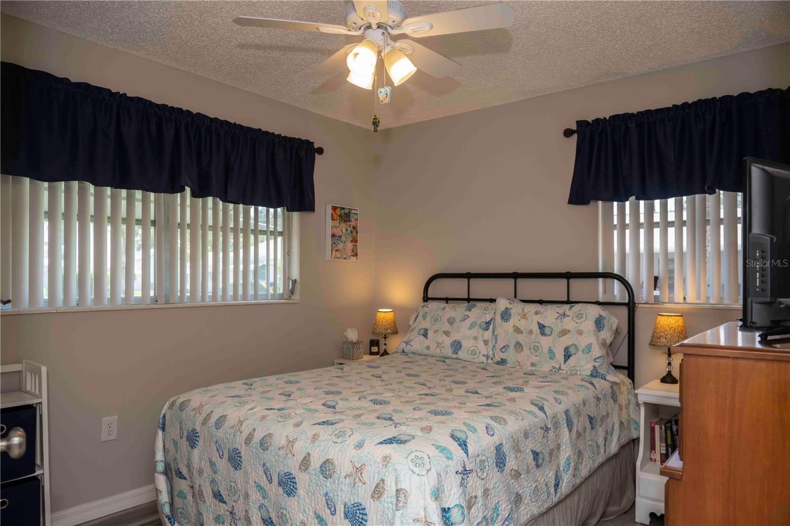 PARKWAY VILLAS - Residential
