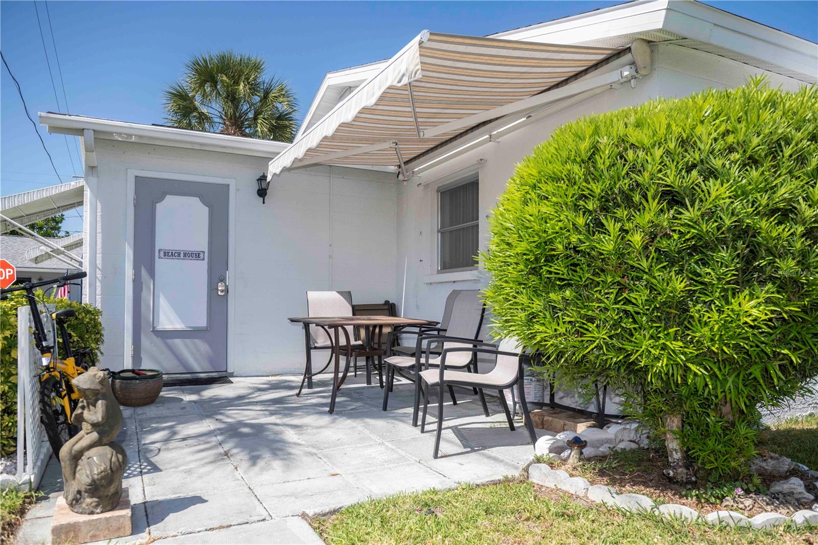 PARKWAY VILLAS - Residential