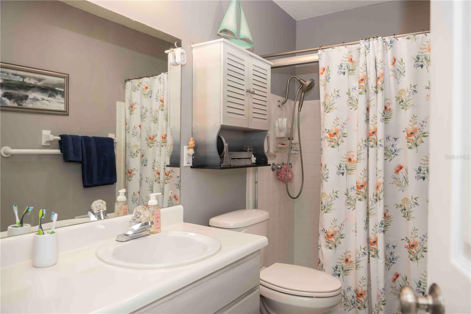 PARKWAY VILLAS - Residential