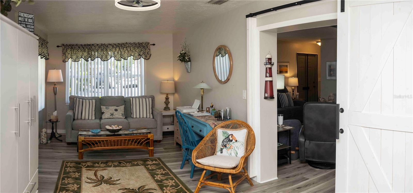 PARKWAY VILLAS - Residential